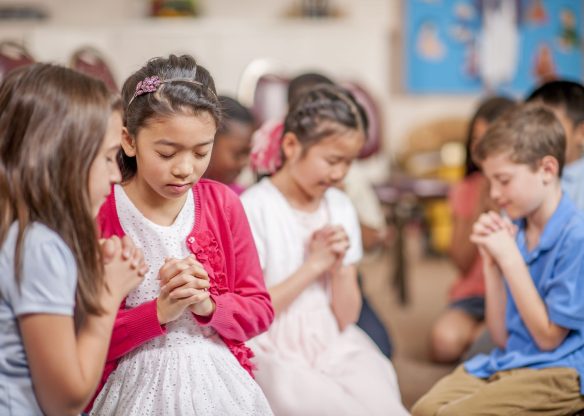 Prayer-Activities-for-Kids-504328300-585419773df78ce2c3b05c3c